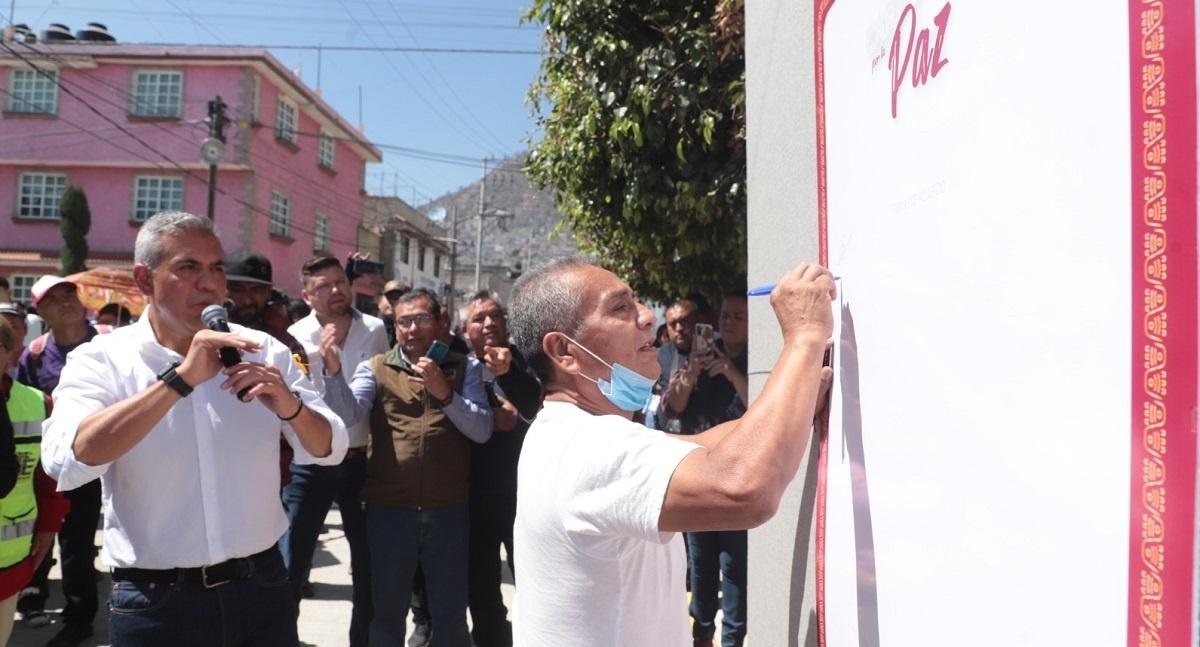Habitantes y organizaciones de Ecatepec se suman a caravana por la paz convocada por Fernando Vilchis