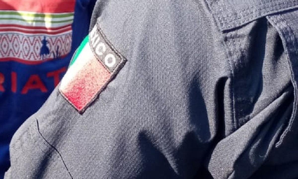 Es detenido un menor de edad acusado de robo de celulares a alumnos de la preparatoria en Oxtotipac