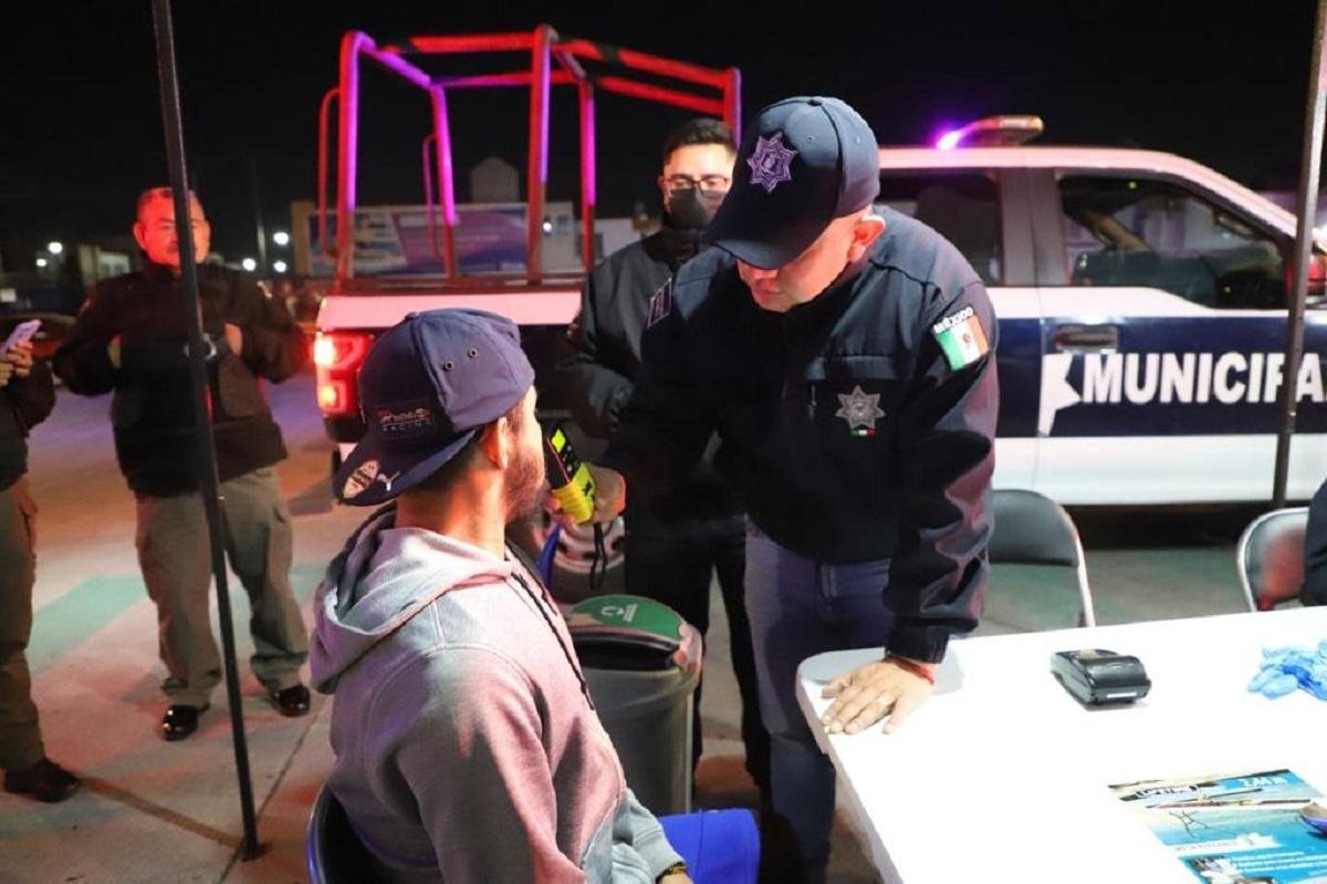  Durante enero operativo &quot;Mejor Guárdate y Conduce sin Alcohol” en Tecámac dejo 21 conductores sancionados