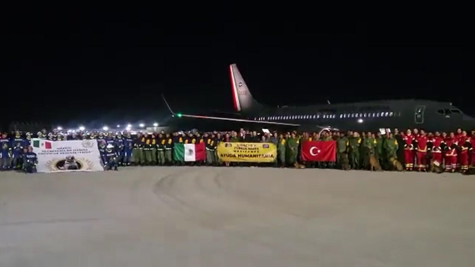 Despega del AIFA avión de la Fuerza Aérea con ayuda humanitaria a Turquía 