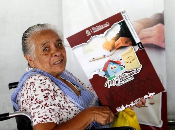 Entregan en Ecatepec más de 6 mil testamentos a domicilio 