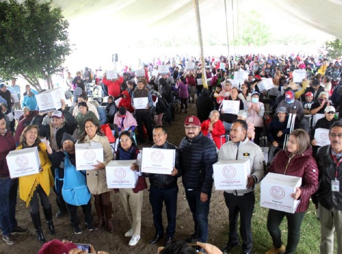 Continúa entrega del programa alimentación con igualdad en Chimalhuacán
