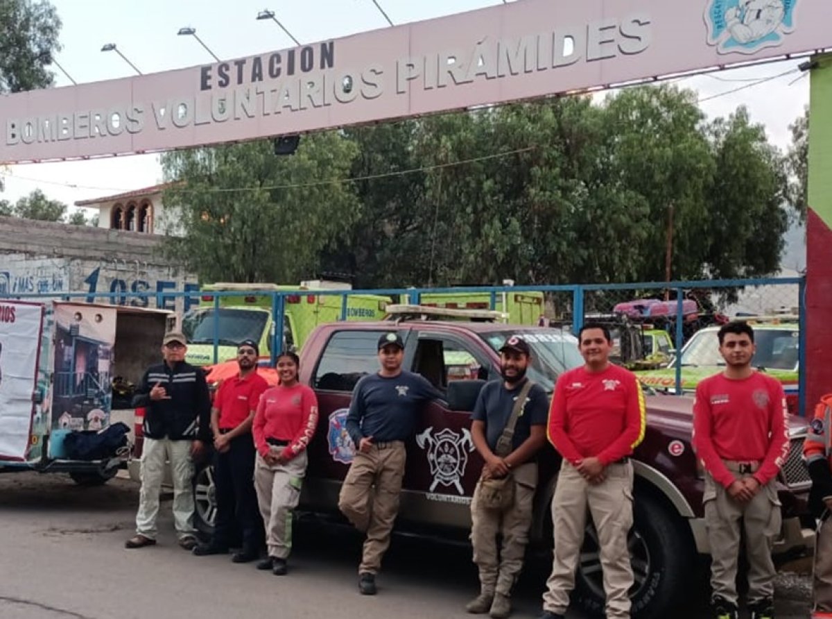 Solidaridad en Acción: Bomberos Voluntarios y Cruz Roja de Teotihuacán se Dirigen a Zonas Afectadas por el Huracán Otis