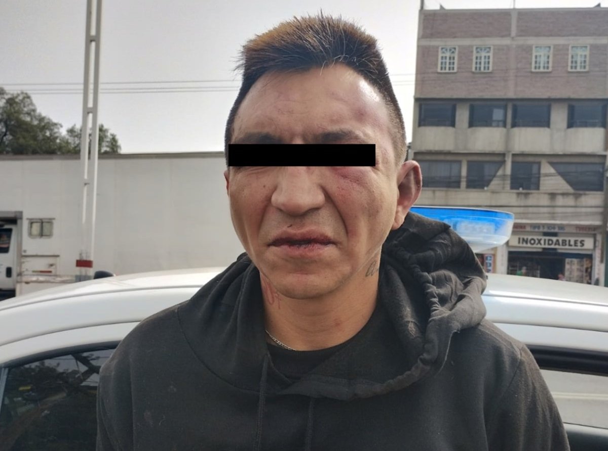 Atrapan a Ladrón en Acción: Hombre de la CDMX  Intenta Robar Vehículo en Tecámac