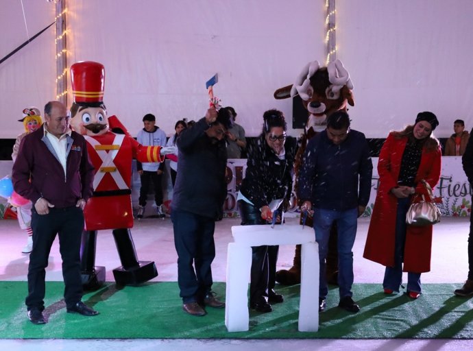 Conteo Mágico: Inauguración de Pista de Hielo y Espectáculo con Filippa Jordano en Texcoco