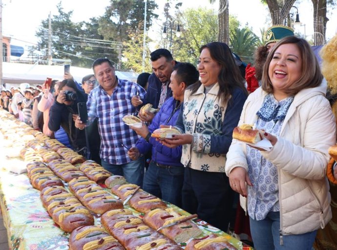 Celebración Mágica: Presidenta de Chimalhuacán Comparte Alegría en Día de Reyes