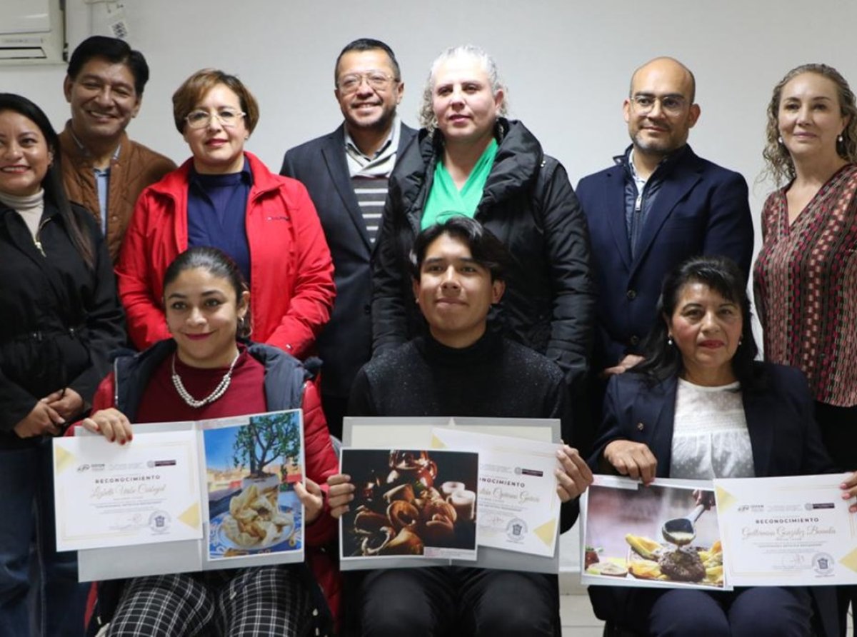 Maestra Guillermina González Buendía Destacada en Concurso de Fotografía Gastronómica del OSFEM