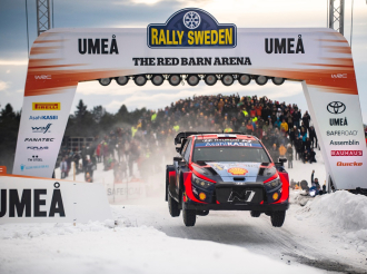 Condiciones extremas en el Rallye de Suecia desafían a Neuville