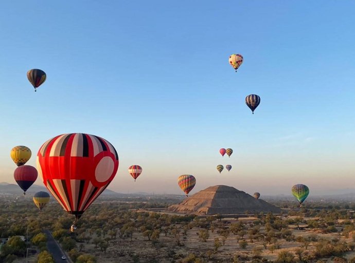 Incumplimientos a normas de la AFAC obliga a 12 empresas a no volar globos aerostáticos en San Martín de las Pirámides