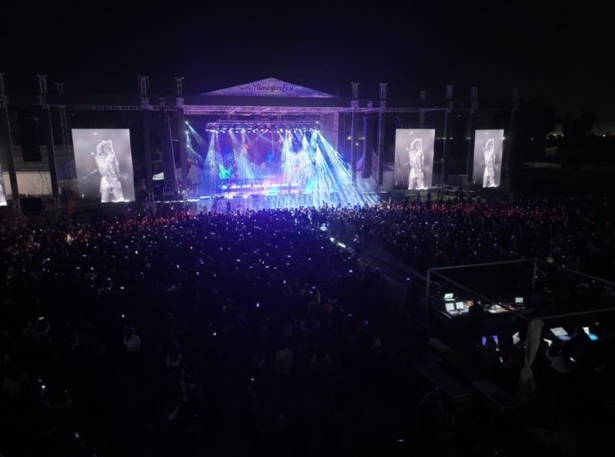 Noche Inolvidable: Paulina Rubio y Jesse &amp; Joy Deslumbran en Atmósfera Fest