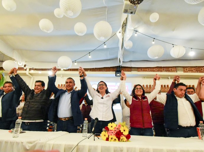 Propuestas y Compromisos: Azucena Cisneros Coss Promete Gobierno de Puertas Abiertas y Lucha contra el Huachicoleo en Ecatepec