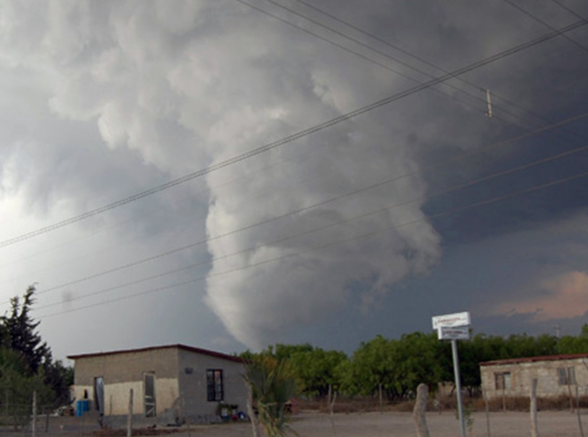 Investigador de la UNAM Aborda la Eficiencia de la Siembra de Nubes en México.