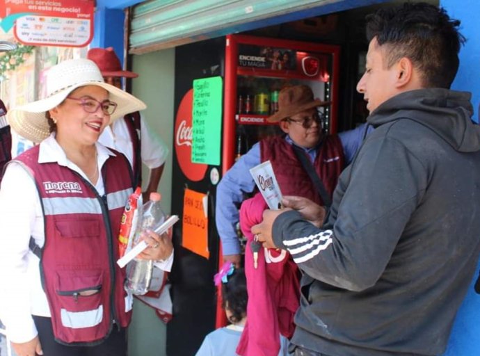 Blanca Osorio con campaña territorial, se apodera de 8 comunidades en una semana