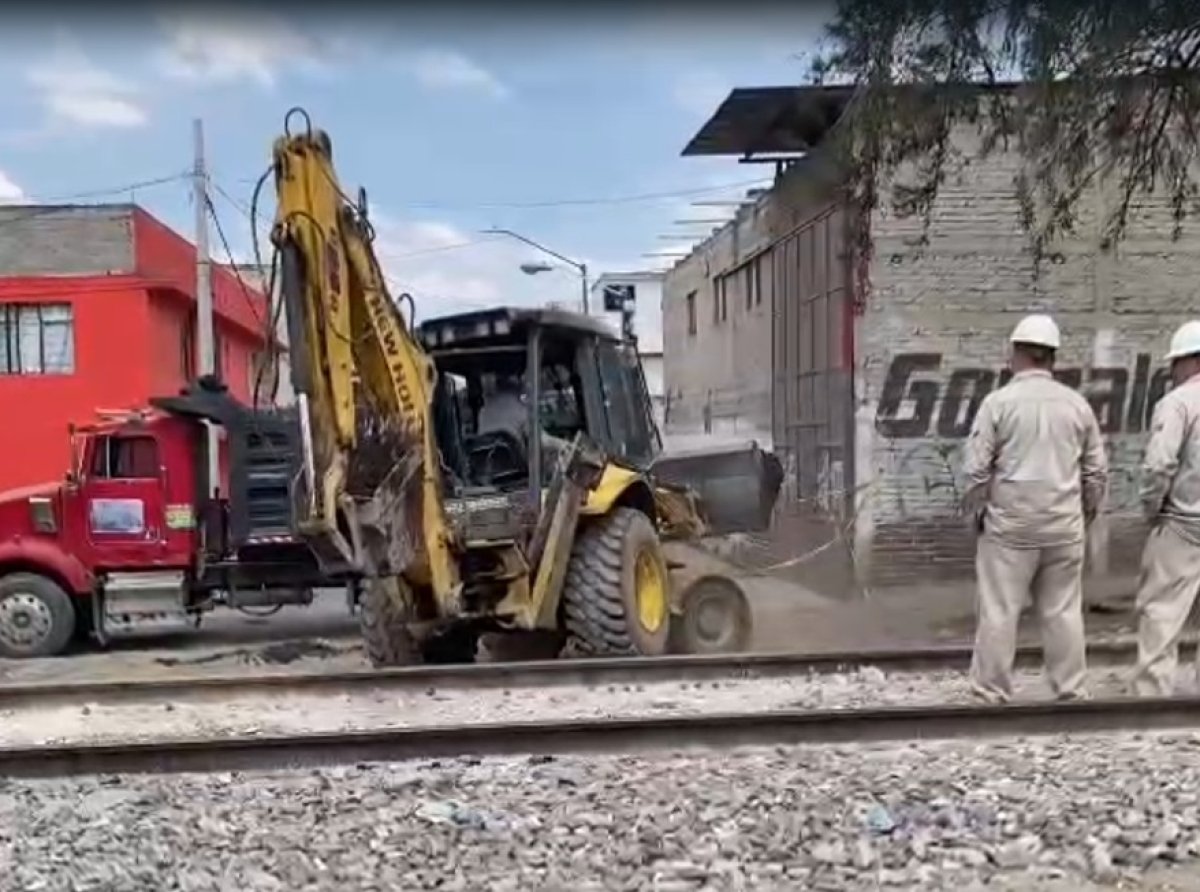 Olor a Combustible y Agua Contaminada en Nezahualcóyotl Desata Alarmas