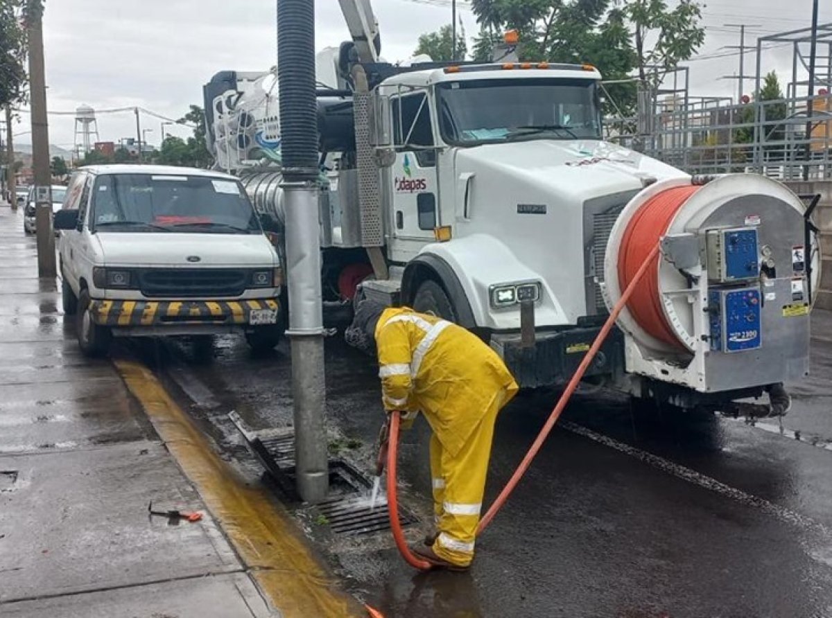 Tecámac en Alerta: Limpieza y Mantenimiento Ante Riesgos de Inundación