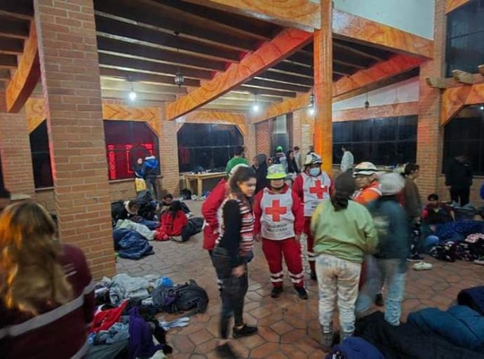 Momentos de angustia en Amecameca: Servicios de emergencia salvan a 77 excursionistas