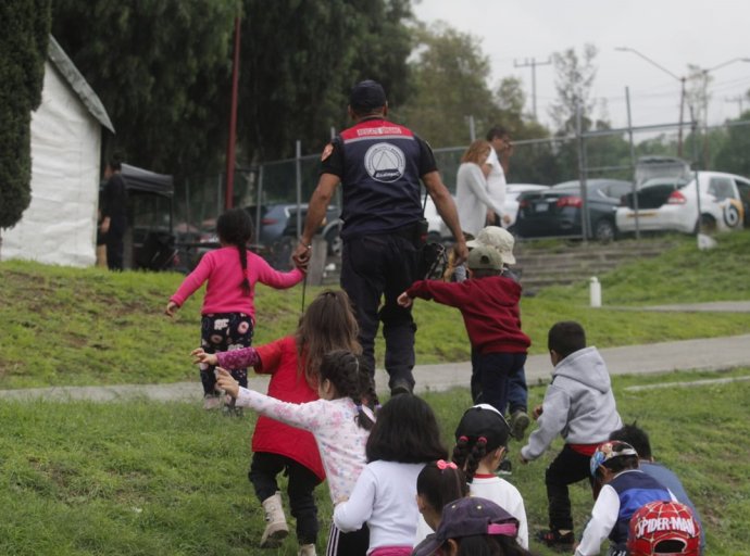 Curso de Verano "Pequeños Vulcanos" Inicia en Ecatepec