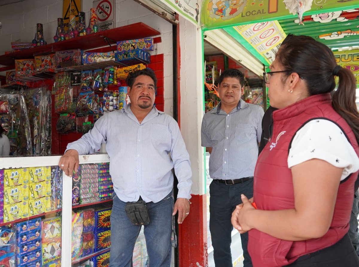 Inauguran Tianguis Pirotécnico &quot;Loma El Chocolín&quot; en Chimalhuacán