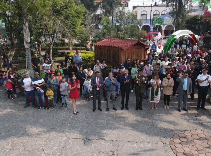 Celebración del 214 Aniversario de la Independencia Nacional en Teotihuacán