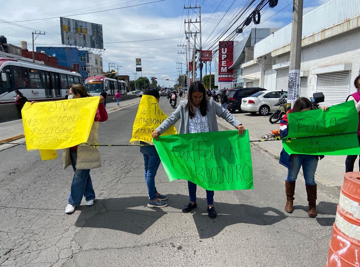 Protesta en Ecatepec: Residentes exigen clausura de gasera en zona habitacional