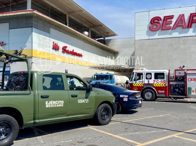 Incendio en centro comercial Las Americas de Ecatepec deja 15 personas intoxicadas