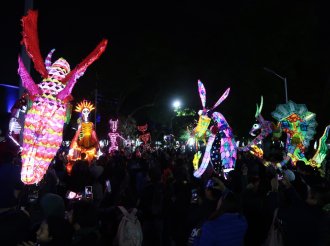 Catrinas, Alebrijes y Música en Texcoco: Una Fiesta para Honrar a los Difuntos