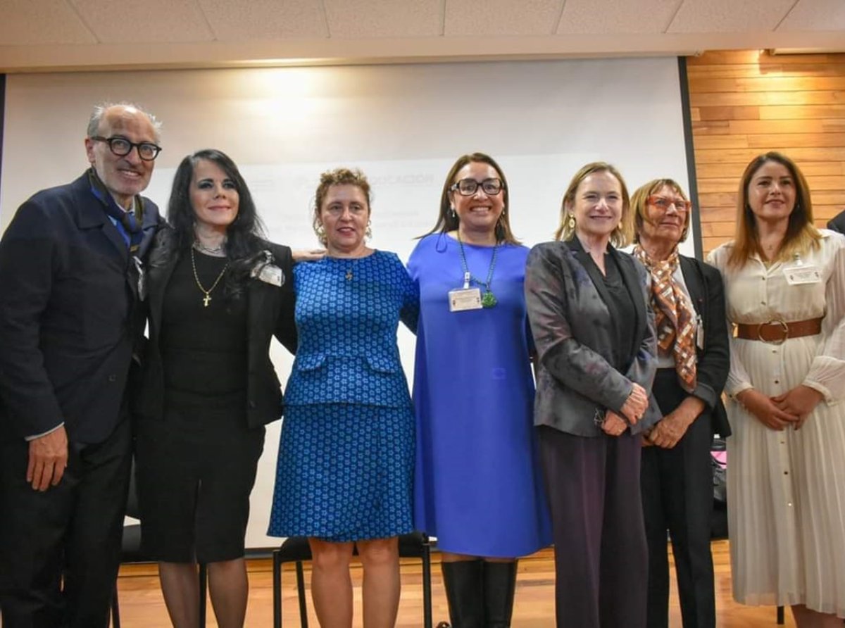 Azucena Cisneros anuncia Casa del Adolescente en Ecatepec para atención integral