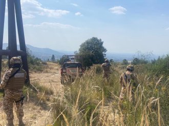 Clausuran  tomas clandestinas de combustible en Acolman y Tepetlaoxtoc