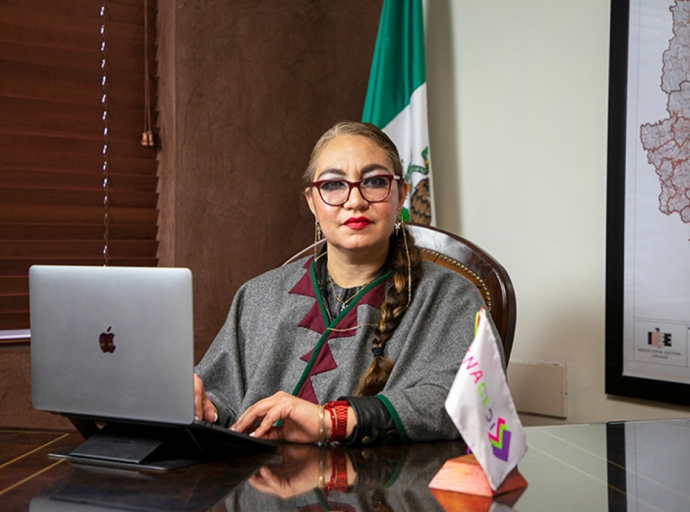 Postulan a Claudia Espino para el INE en Medio de Conflictos Políticos