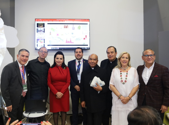 Evocan el legado de Fray Antonio Alcalde