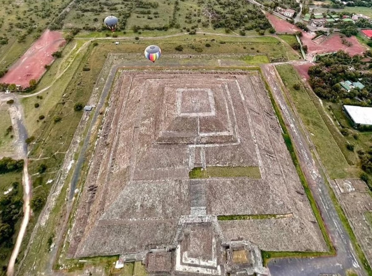 Implementan impuesto a turistas extranjeros en Teotihuacán