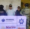 Caen dos hombres con arma exclusiva del Ejército en Ecatepec