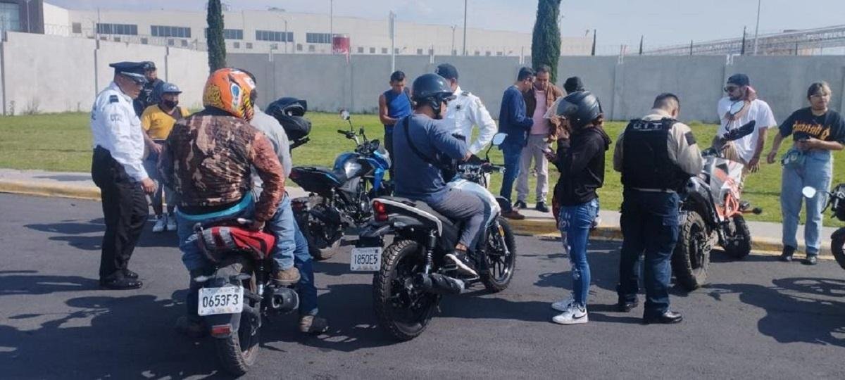 Durante operativo “Moto en Regla” de Tecámac infraccionan a 700 motociclistas 