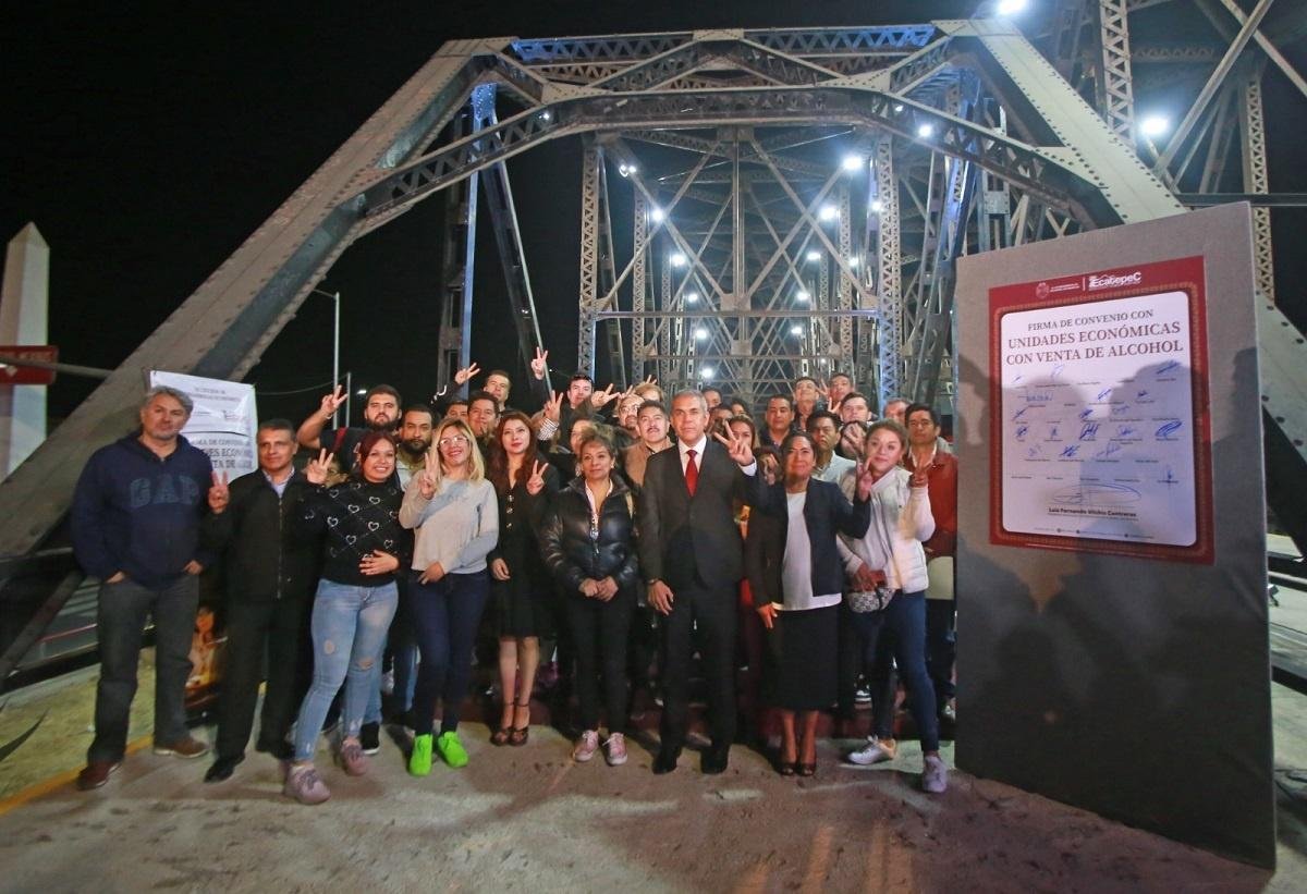 Ecatepec y empresarios firman acuerdo para regular funcionamiento de bares y centros nocturnos
