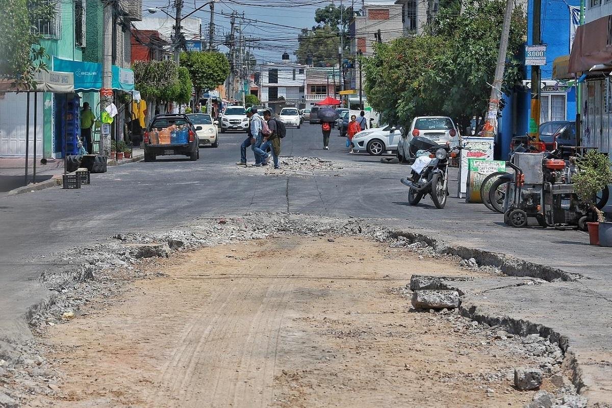 Ecatepec y Colegio de Ingenieros trabajan en rehabilitación de grieta en Ciudad Azteca