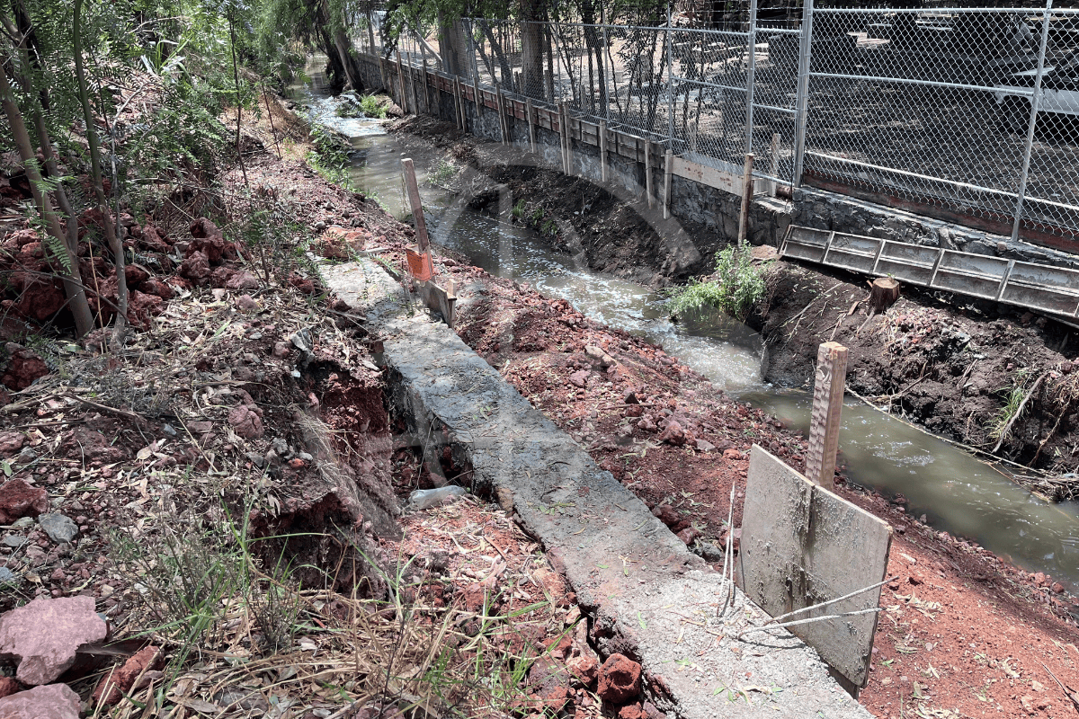 Construcciones invaden cauce Rio San Juan